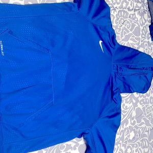 Nike therma-fit sweatshirt